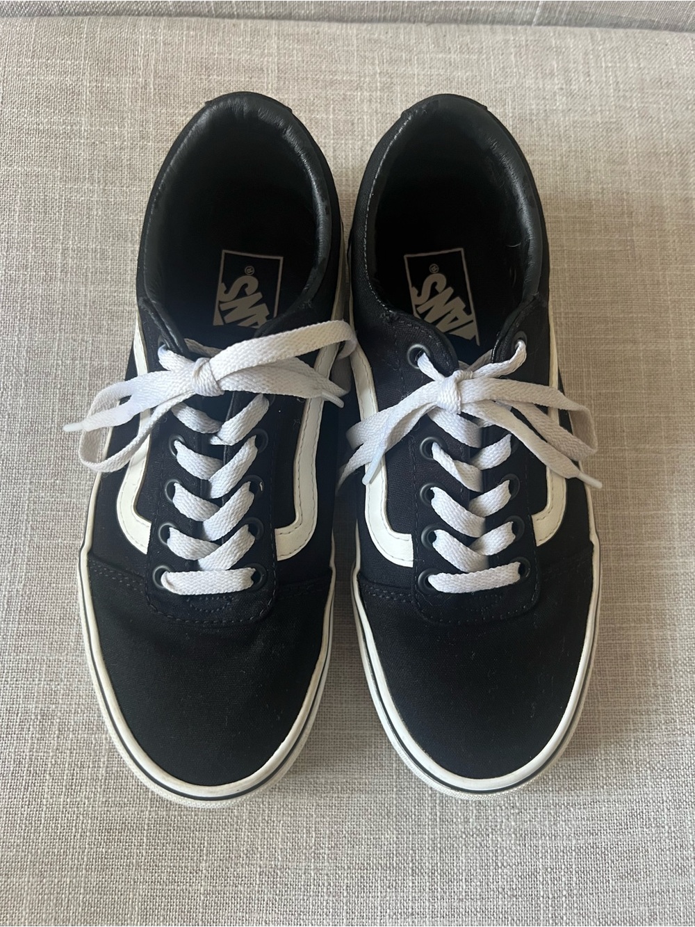 Vans Black/White canvas Streetwear Skater sneakers, women’s size 7